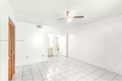 2228 W 74th St #102-13, Hialeah, FL 33016 - Photo 18