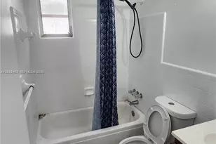 111 NW 152nd St, Miami, FL 33169 - Photo 10