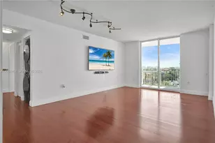 60 NW 37th Ave, Miami, FL 33125 - Photo 16