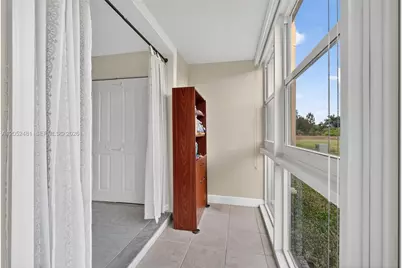 8851 Sunrise Lakes Blvd #116, Sunrise, FL 33322 - Photo 18