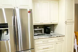 437 Prestwick Ln, Palm Beach Gardens, FL 33418 - Photo 4