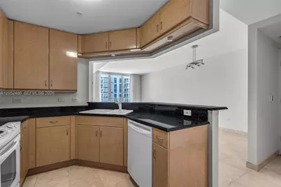 801 Brickell Key Blvd #2108, Miami, FL 33131 - Photo 6