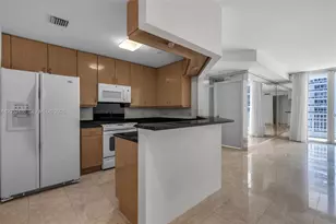 801 Brickell Key Blvd, Miami, FL 33131 - Photo 2