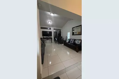 1176 NW 58th Terrace, Miami, FL 33127 - Photo 8