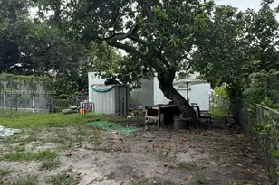 1176 NW 58th Terrace, Miami, FL 33127 - Photo 10