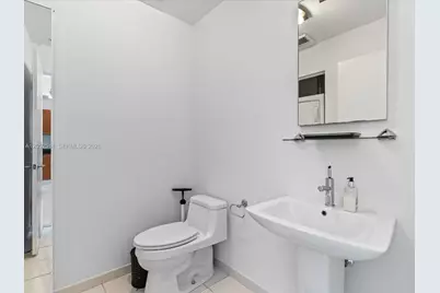 3470 E Coast Ave #H2602, Miami, FL 33137 - Photo 16