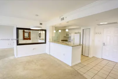 19501 W Country Club Dr #1615, Aventura, FL 33180 - Photo 2