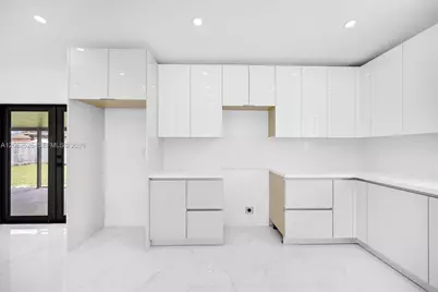 18670 SW 123rd Ct, Miami, FL 33177 - Photo 12