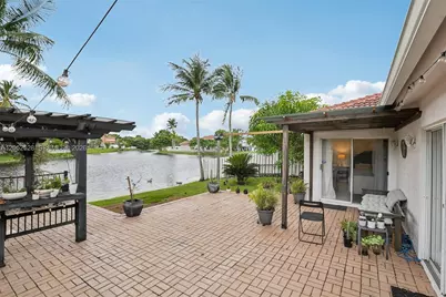 13412 NW 6th Dr, Plantation, FL 33325 - Photo 1