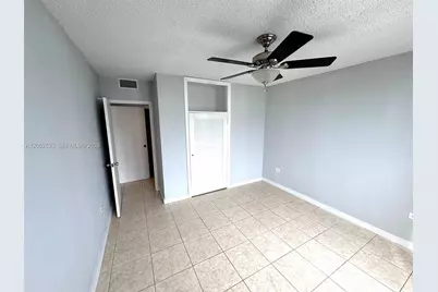 7545 E Treasure Dr #8J, North Bay Village, FL 33141 - Photo 16