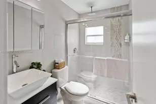 1230 NW 7th Ave, Fort Lauderdale, FL 33311 - Photo 36