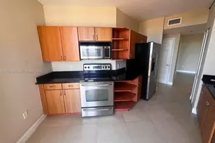 2425 SW 27th Ave, Miami, FL 33145 - Photo 20