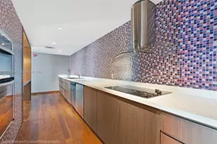 325 S Biscayne Blvd, Miami, FL 33131 - Photo 38