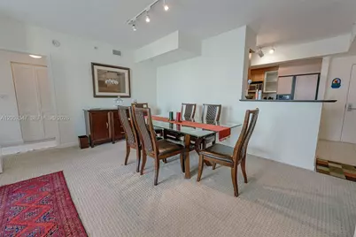 325 S Biscayne Blvd #2119, Miami, FL 33131 - Photo 16
