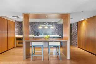 325 S Biscayne Blvd, Miami, FL 33131 - Photo 26