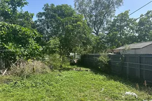 440 NW 133rd St, North Miami, FL 33168 - Photo 22