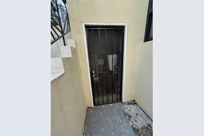 730 14th Pl, Miami Beach, FL 33139 - Photo 18