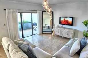 900 NW Greensward Ln, Delray Beach, FL 33445 - Photo 28