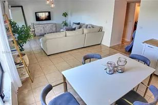 900 NW Greensward Ln, Delray Beach, FL 33445 - Photo 32