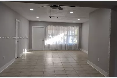 6461 Evans St, Hollywood, FL 33024 - Photo 4
