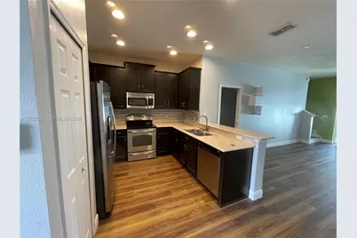 9038 Shepton Street, Orlando, FL 32825 - Photo 4