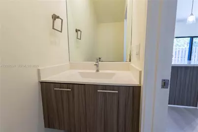 10407 NW 82nd St #12, Doral, FL 33178 - Photo 18