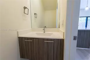 10407 NW 82nd St, Doral, FL 33178 - Photo 18