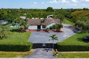21290 SW 234th St, Homestead, FL 33031 - Photo 1