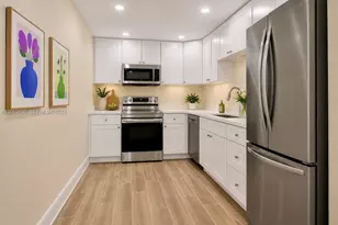 1400 St Charles Pl, Pembroke Pines, FL 33026 - Photo 4