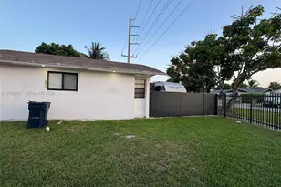 10660 SW 164th St, Miami, FL 33157 - Photo 20
