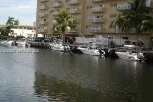 3582 NE 171 St, North Miami Beach, FL 33160 - Photo 14