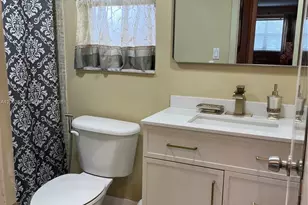 8135 Sunrise Lakes Blvd, Sunrise, FL 33322 - Photo 12