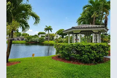 5112 NW 79th Ave #203, Doral, FL 33166 - Photo 2