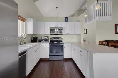 2002 SE 17th Ave, Homestead, FL 33035 - Photo 10