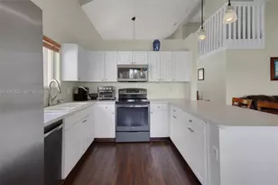 2002 SE 17th Ave, Homestead, FL 33035 - Photo 10