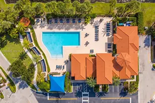11326 SW 12th St, Pembroke Pines, FL 33025 - Photo 36