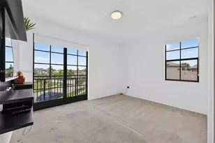 11326 SW 12th St, Pembroke Pines, FL 33025 - Photo 22