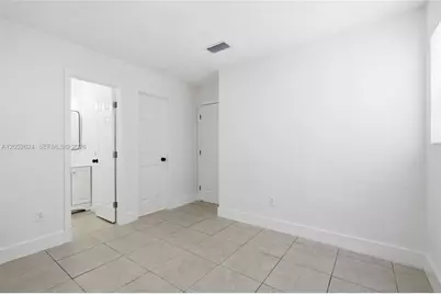 10841 NW 8th Ave, Miami, FL 33168 - Photo 26
