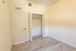 10407 NW 82nd St, Doral, FL 33178 - Photo 36