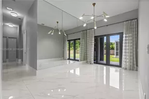 9340 SW 177th St, Palmetto Bay, FL 33157 - Photo 10