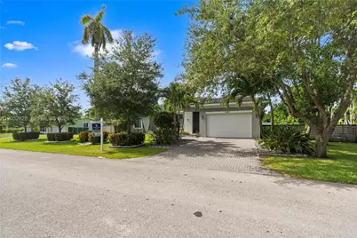 9340 SW 177th St #-, Palmetto Bay, FL 33157 - Photo 1