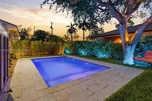 10795 SW 34th St, Miami, FL 33165 - Photo 4