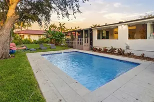 10795 SW 34th St, Miami, FL 33165 - Photo 10