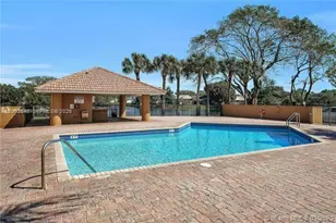 7403 SW 152nd Ave, Miami, FL 33193 - Photo 6