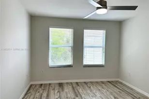 1020 Villa Ln, Boynton Beach, FL 33435 - Photo 10