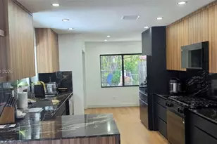11550 SW 119th Pl Rd, Miami, FL 33186 - Photo 10