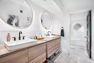 245 Michigan Ave, Miami Beach, FL 33139 - Photo 14