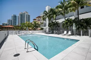 245 Michigan Ave, Miami Beach, FL 33139 - Photo 20