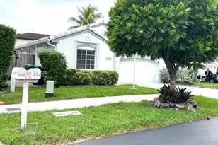 16166 SW 86th Terrace, Miami, FL 33193 - Photo 2