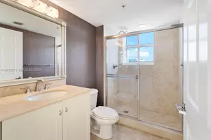 3232 SW 22nd St, Miami, FL 33145 - Photo 6